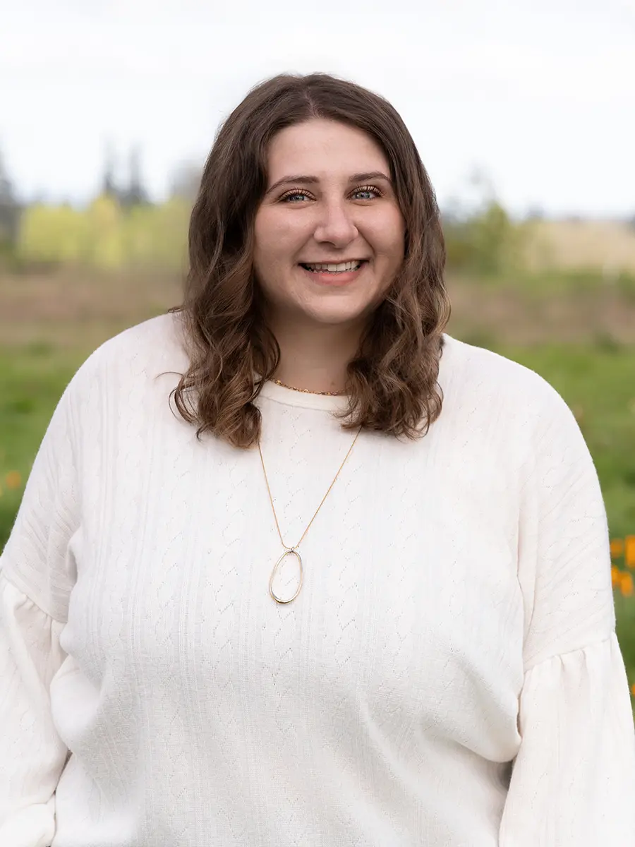 Isabel, employee at JK Paint & Contracting in Newberg, Oregon