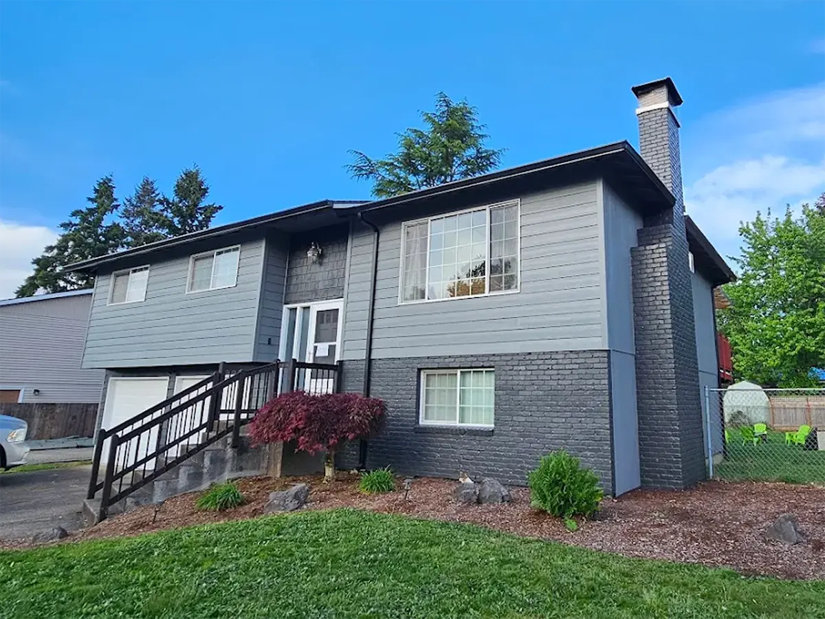 photo of a house in oregon city with a new exterior paint job by JK Paint