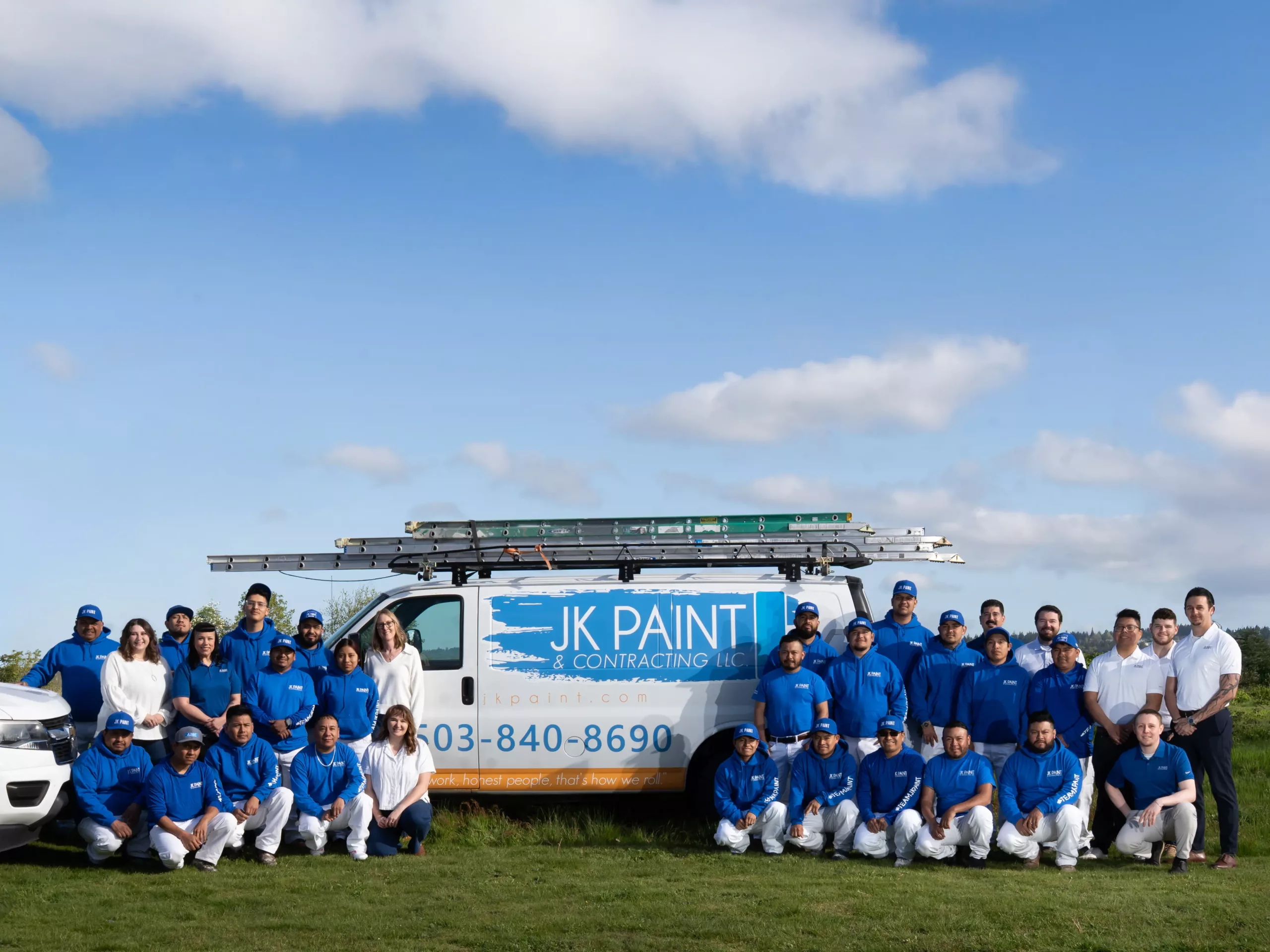 jk-paint-new-team-photo a team photo of the JK Paint & Contracting painting crew serving the portland, oregon area