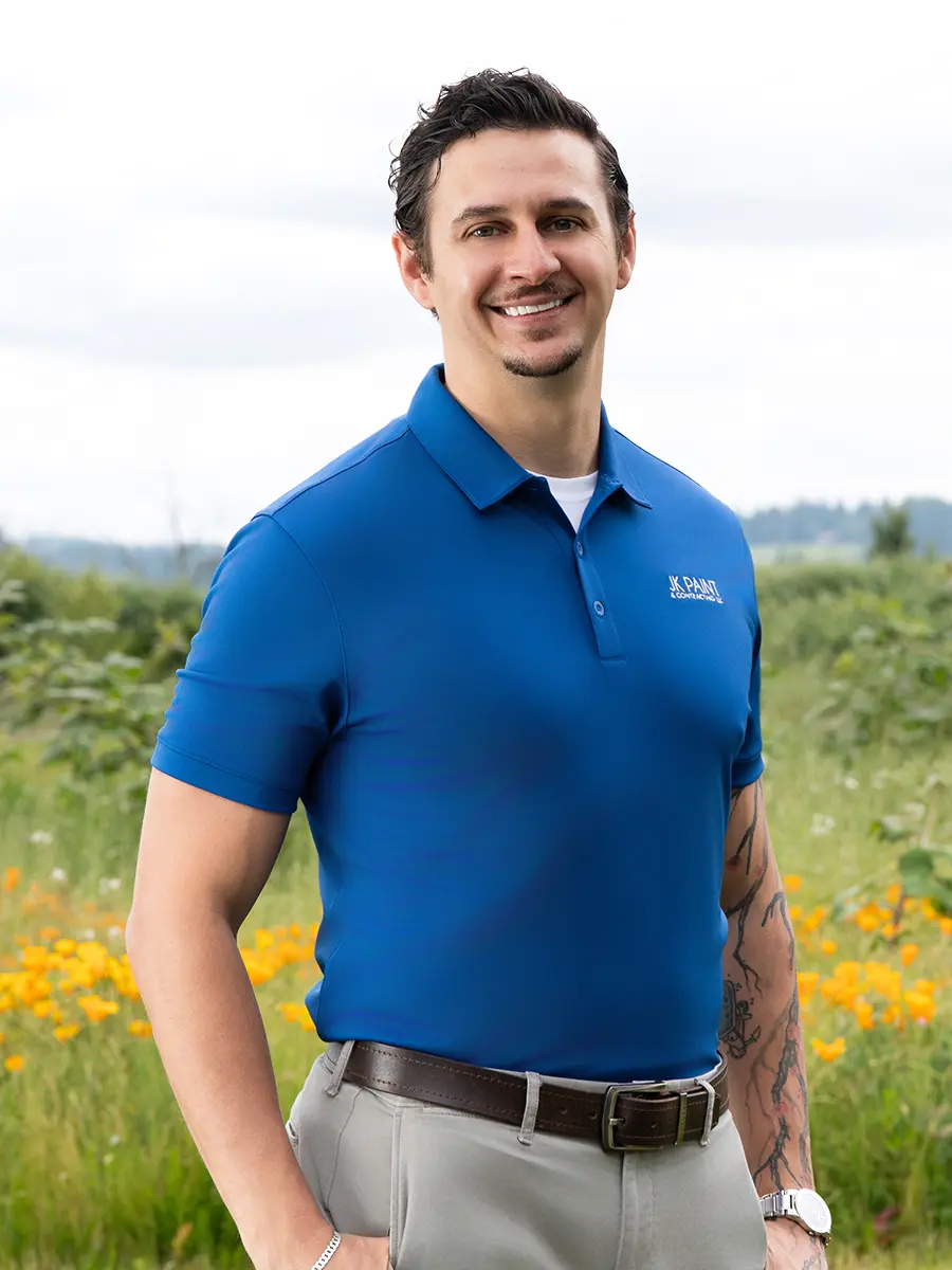 joe-portrait-jk-paint a photo of Joe Kelly, owner of Jk Paint & Contracting serving the portland area